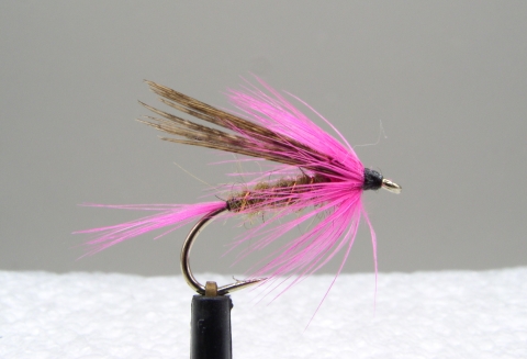 M-005 - Pink wet fly